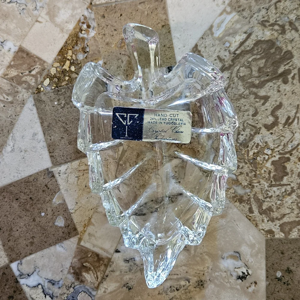 Crystal Clear Industries 24% Hand Cut Lead Crystal Leaf Trinket Dish Fall Autumn
